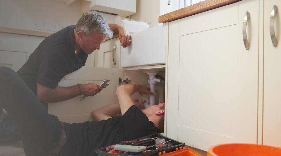 Professional burst pipe repair services in Grant, FL